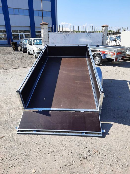 ново ремарке за лек автомобил  ТРИГАНО D250