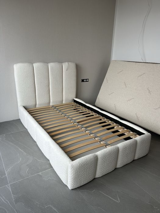 Единично легло 120/200