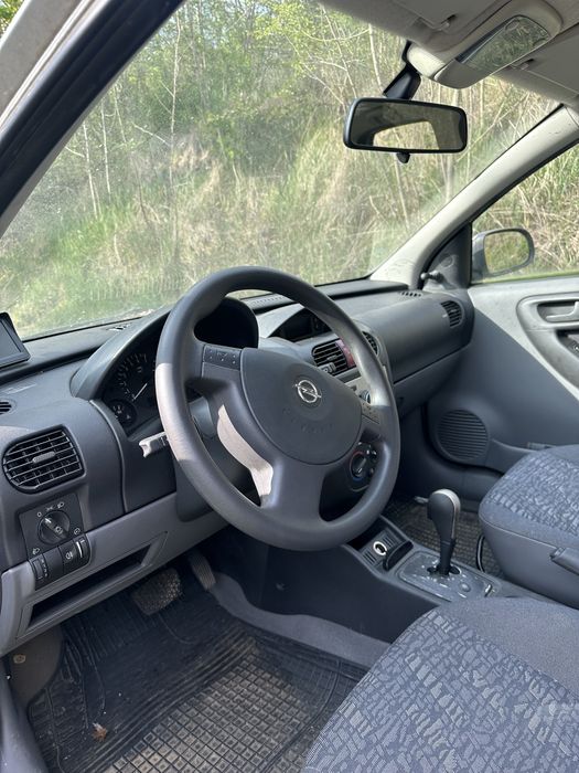 Vand opel corsa c - doar dezmembrari sau piese