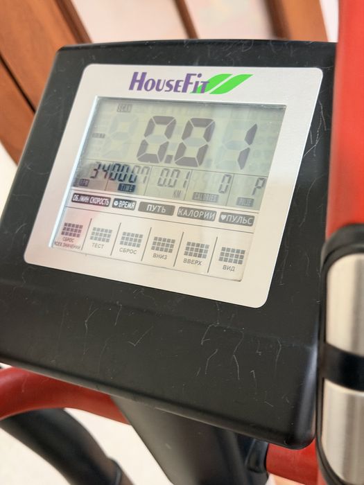Эллиптический тренажер HouseFit
