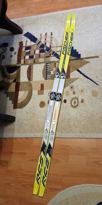 Schiuri Fischer pentru schi fond 152cm cu legaturi