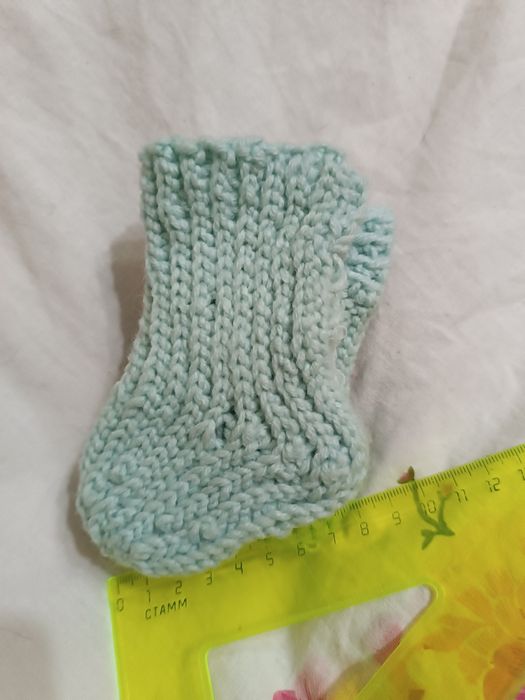 Продам носочки 8 см (0-3 месяца)