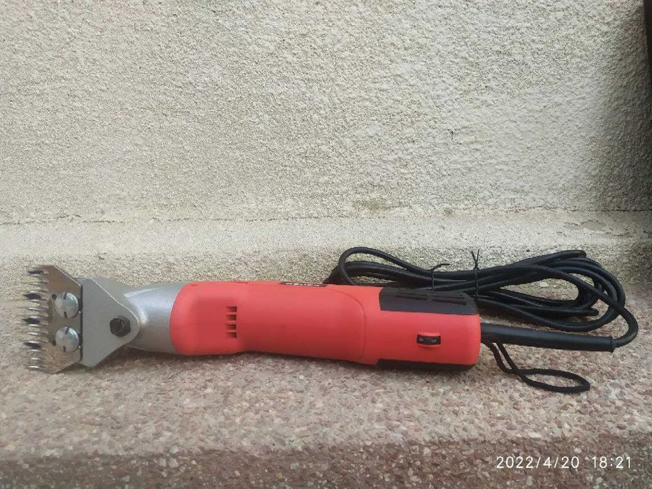 Hayvonlar junini oladigan  mashinka apparat
