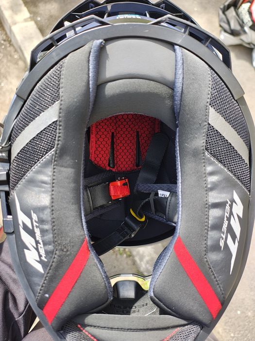 Casca motocicleta mt helmets in stare foarte buna