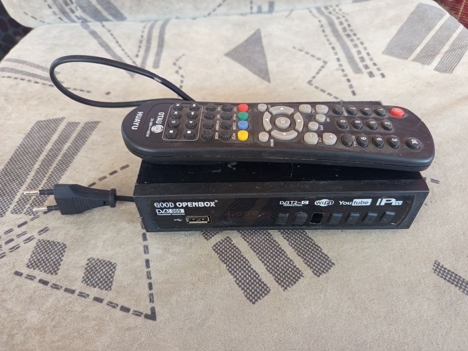 Продам . Приставка Отау ТВ .