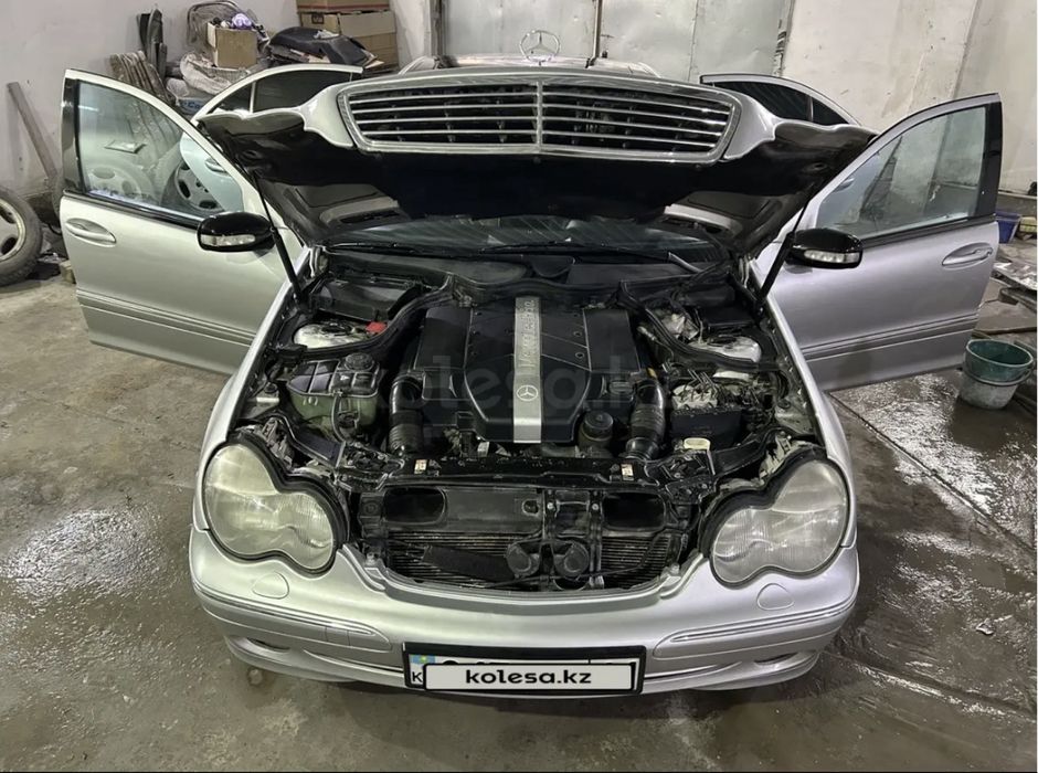 Мерседес с-класс w203