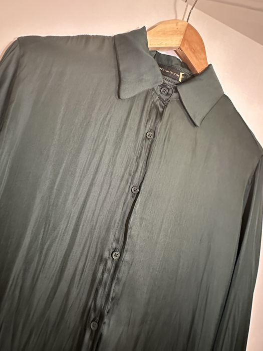 Риза в зелено