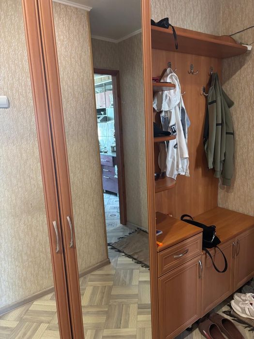 Срочно продам прихожую