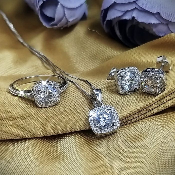 Серебро муассанит. Красивый набор!