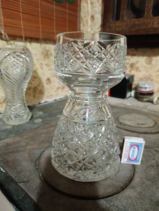 Хрустальная ваза-кубок