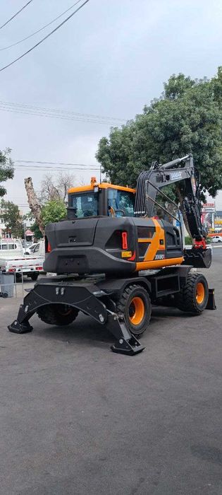 Экскаватор VIAMAR XN90L с двигатель ЯНМАР