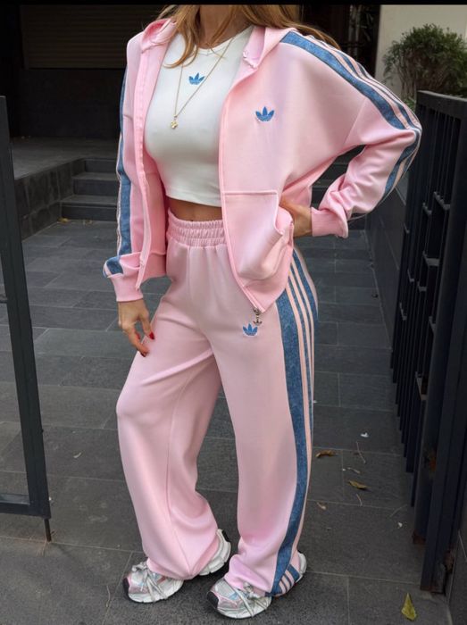 Комплект от три части