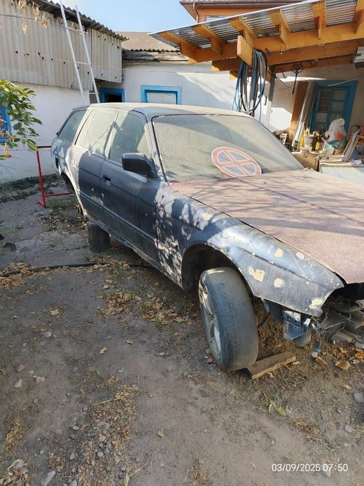 Продам  BMW 520.