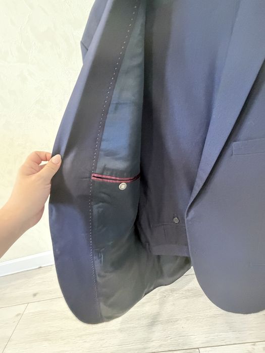 Продам мужской костюм