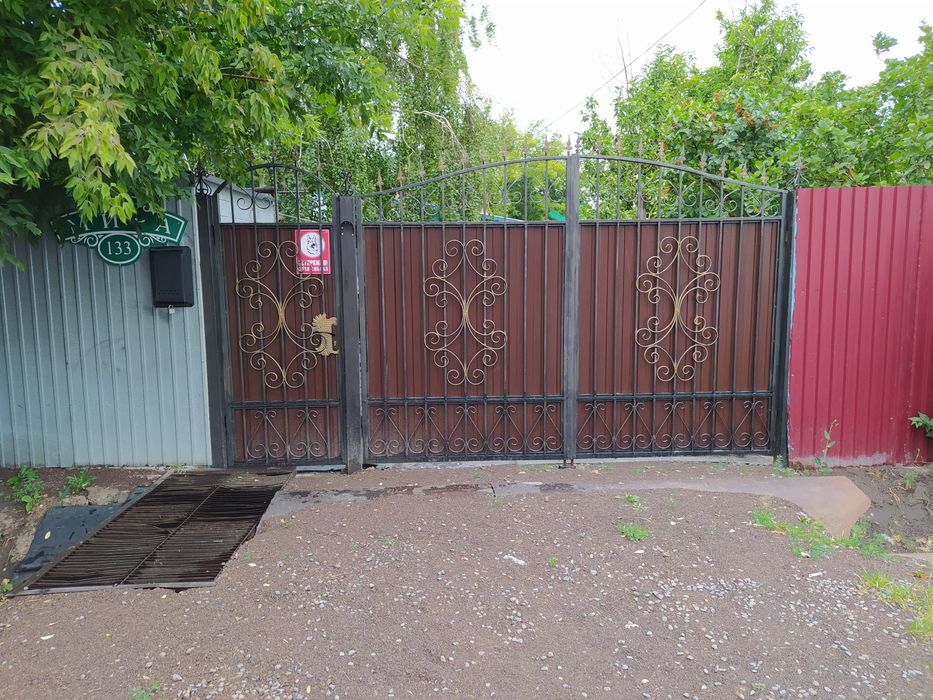 Ворота, калитки, заборы.