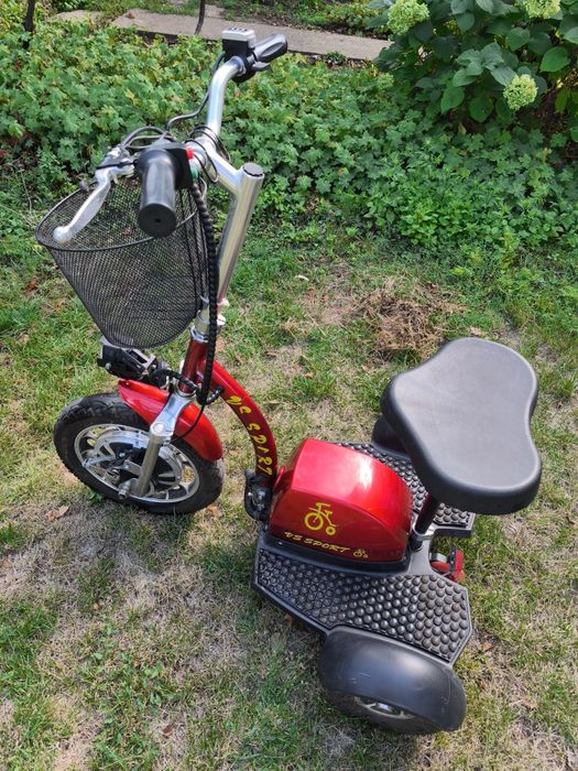 Електрическа триколка VS SPORT с кошница и фарове в перфектно състояни