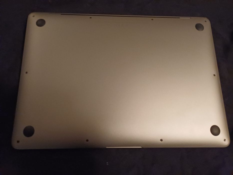 MacBook Air 13” M1 ca nou+ adaptor cadou