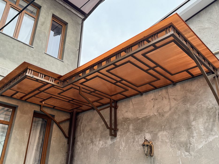 Навес козирог ясаймиз