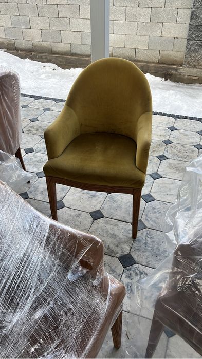 Стулья кресла б/у 150 шт торг