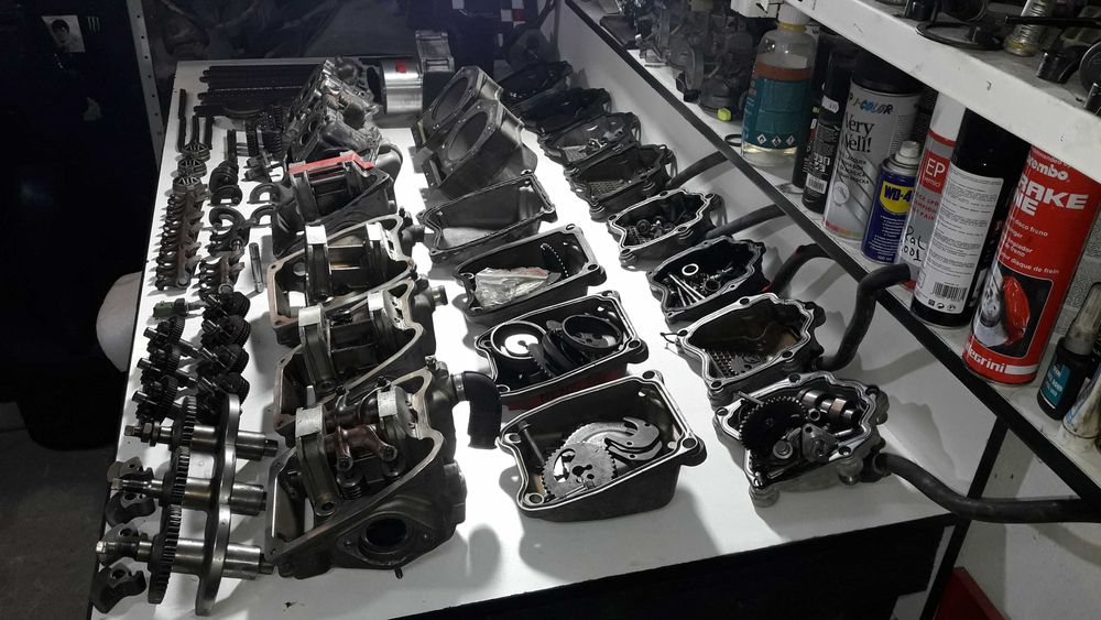 Piaggio Gilera Vespa Aprilia Derbi Malaguti Peugeot Скутер части