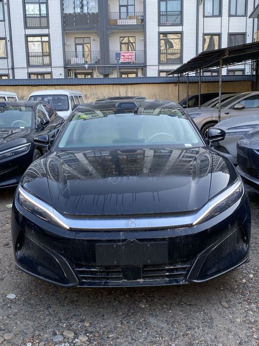 BYD Han L 701km