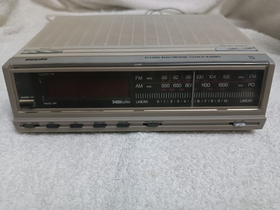 Aparat radio cu ceas PHILIPS D3200 retro