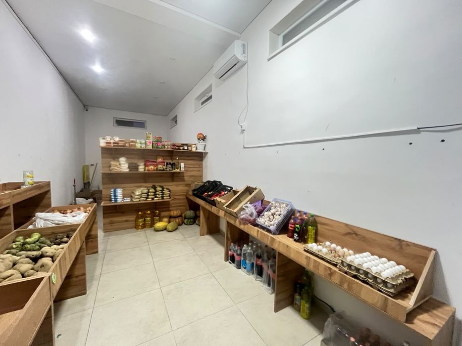 Продается мебель для магазина