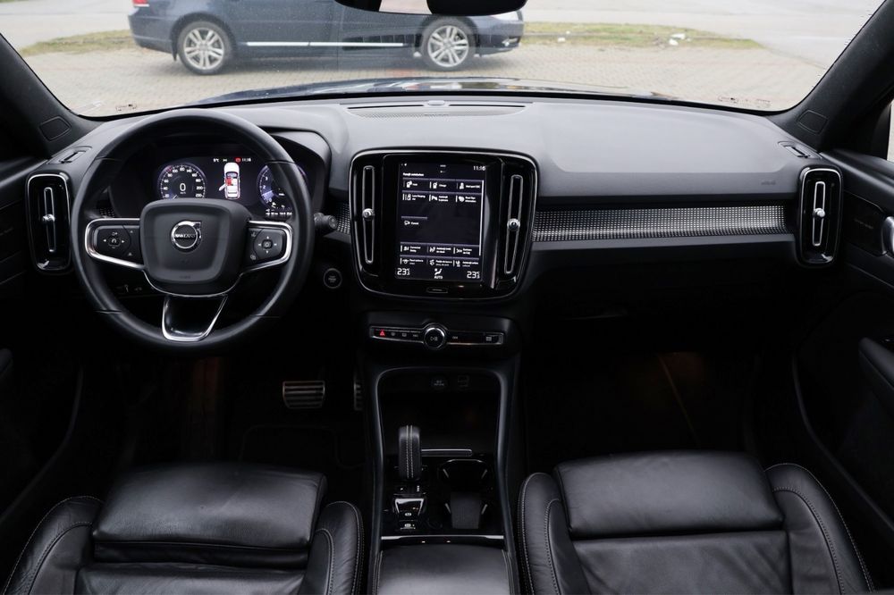 Volvo XC-40 Recharge