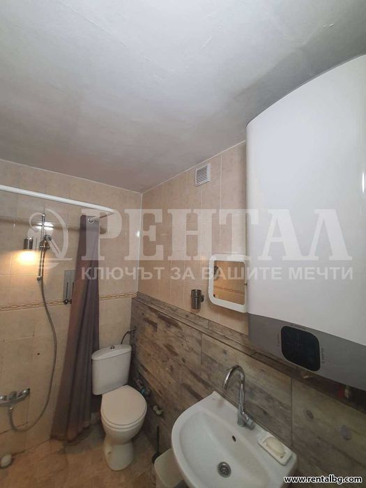 Обзаведен двустаен апартамент до Кафе Бар „Екстрийм“ и р-т „Айсберг“ !