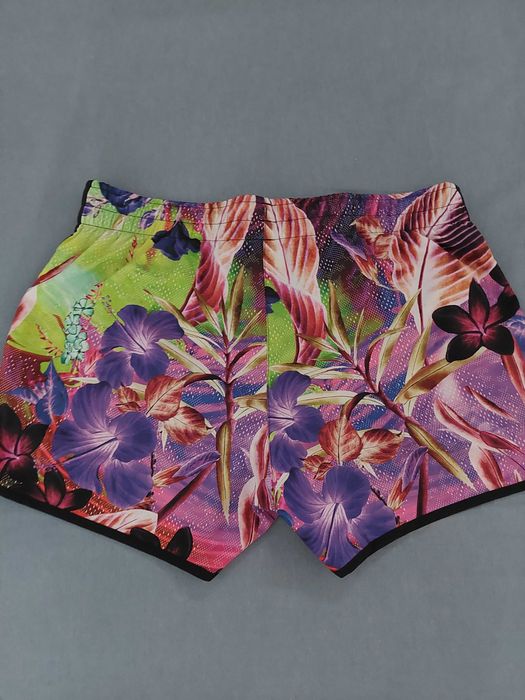 Adidas: pantaloni si tricouri femei