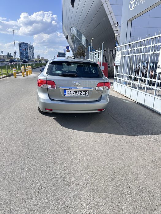 Toyota Avensis  комби дизел 2012 г.