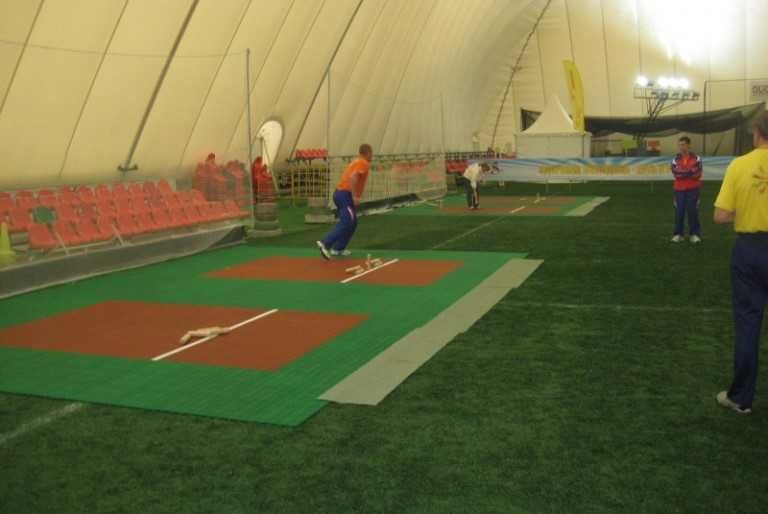 Городошная площадка для европейских городков