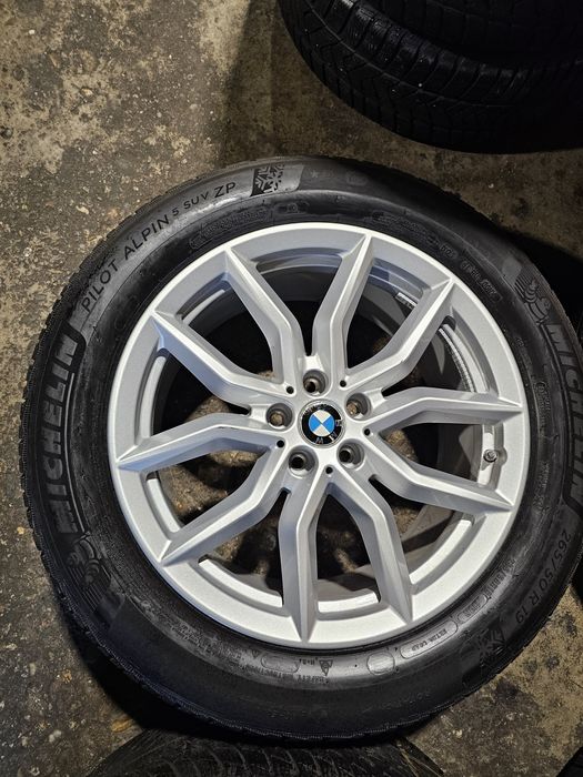 Jante BMW X5/X6 G05/G06 R19 originale cu anvelope iarna