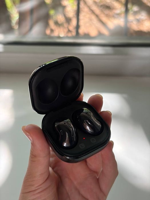 Samsung galaxy buds live