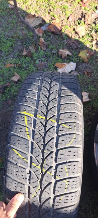 Anvelope de iarnă Toyota cu tot cu jante