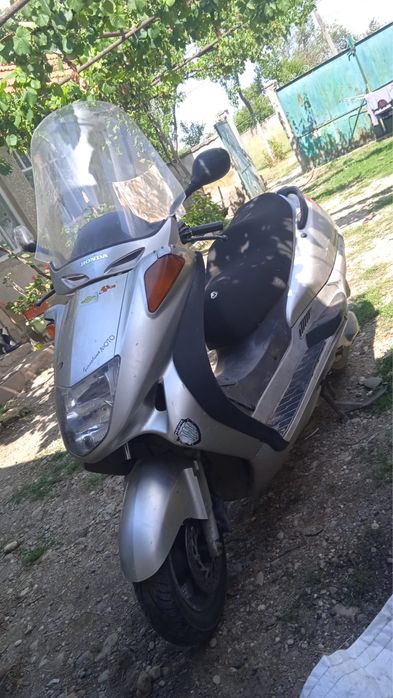 Vand Honda Foresight 250 Defect/Schimb Aprilia sr, Aerox, Booster etc