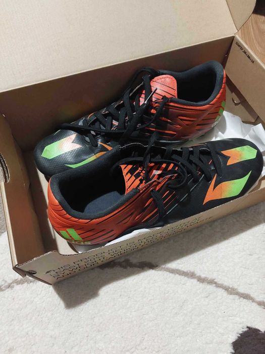 бутонки оригинални