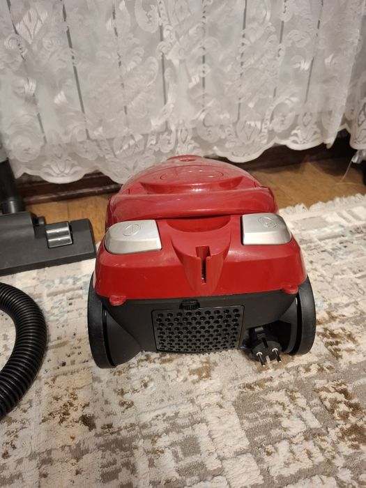 Пылесос DAEWOO-1600W