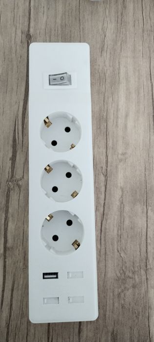 Герлянды. и герлянды шторы. удлинитель с  зарядном блоком