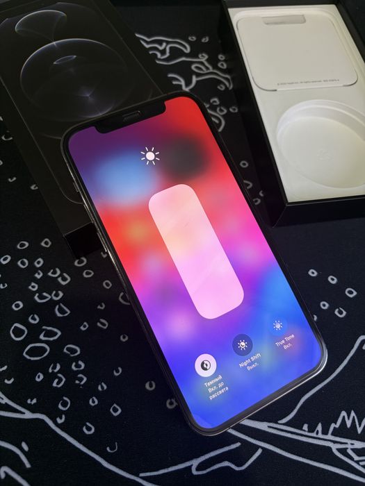 IPhone 12 PRO, б\у. Состояние 100/100
