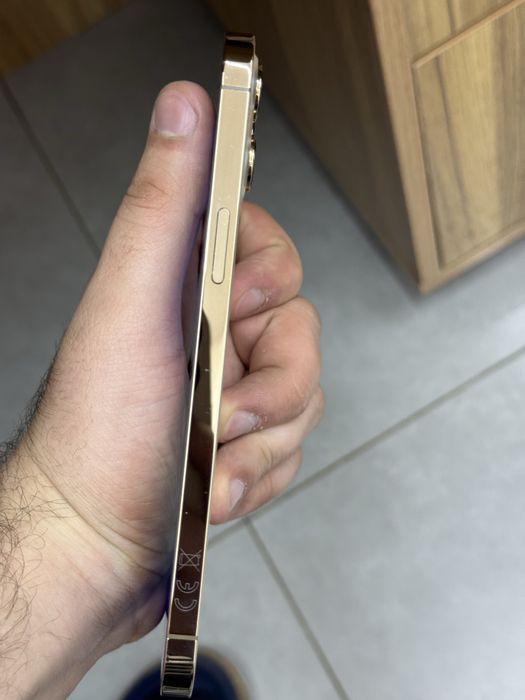 12 pro max 128 Gb 72% holati juda zor