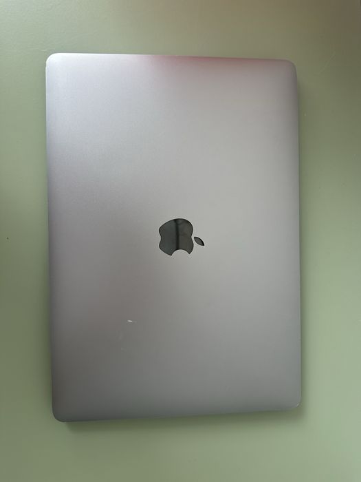 MacBook Pro 13 2020год
