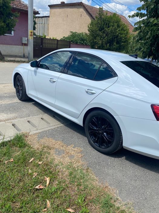 SKODA Octavia 2021 — imagine 4