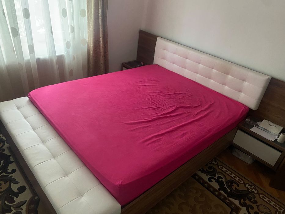 Vând mobilier dormitor – 3.000 lei