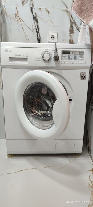 Срочно продам стиральную машину LG 6kg