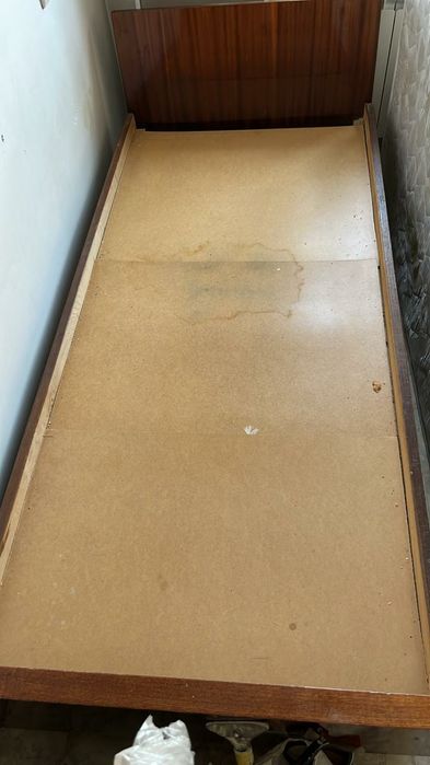 Кровать с матрасом б/у