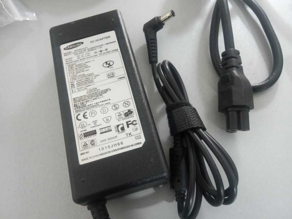 блок питания от Samsung, для ноутбука, на ноутбук блок питания зарядка
