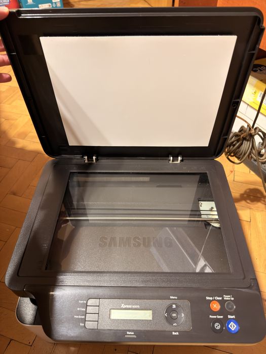 Imprimantă multifuncțională Samsung Xpress M2070 Laser, 3 în 1, funcțională, cu toner inclus