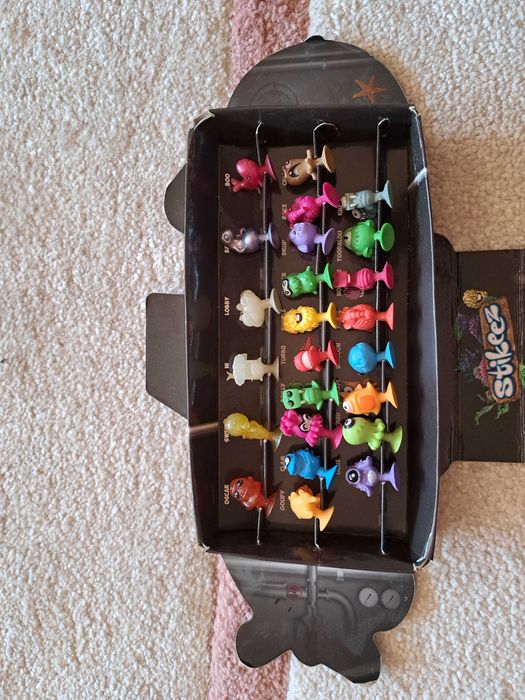 Album complet stikeez Submarin