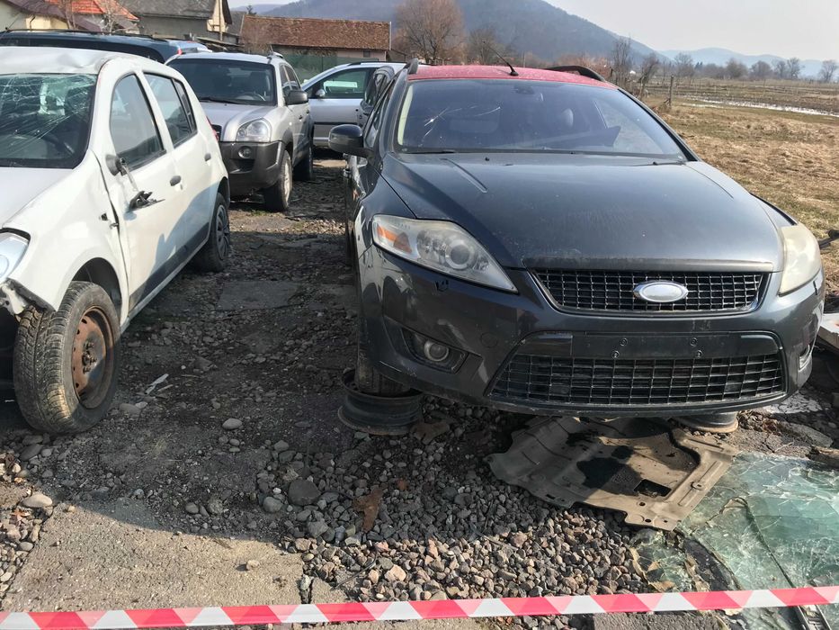 Dezmembrez/Piese Ford Mondeo MK4  2.0 TDCI 140 PS Euro4 2010  automata